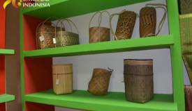 images/gallery/souvenir/banana-wicker-craft.jpg