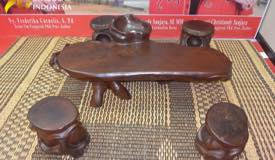 images/gallery/souvenir/carving-furniture.jpg