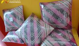 images/gallery/souvenir/rattan-craft3.jpg